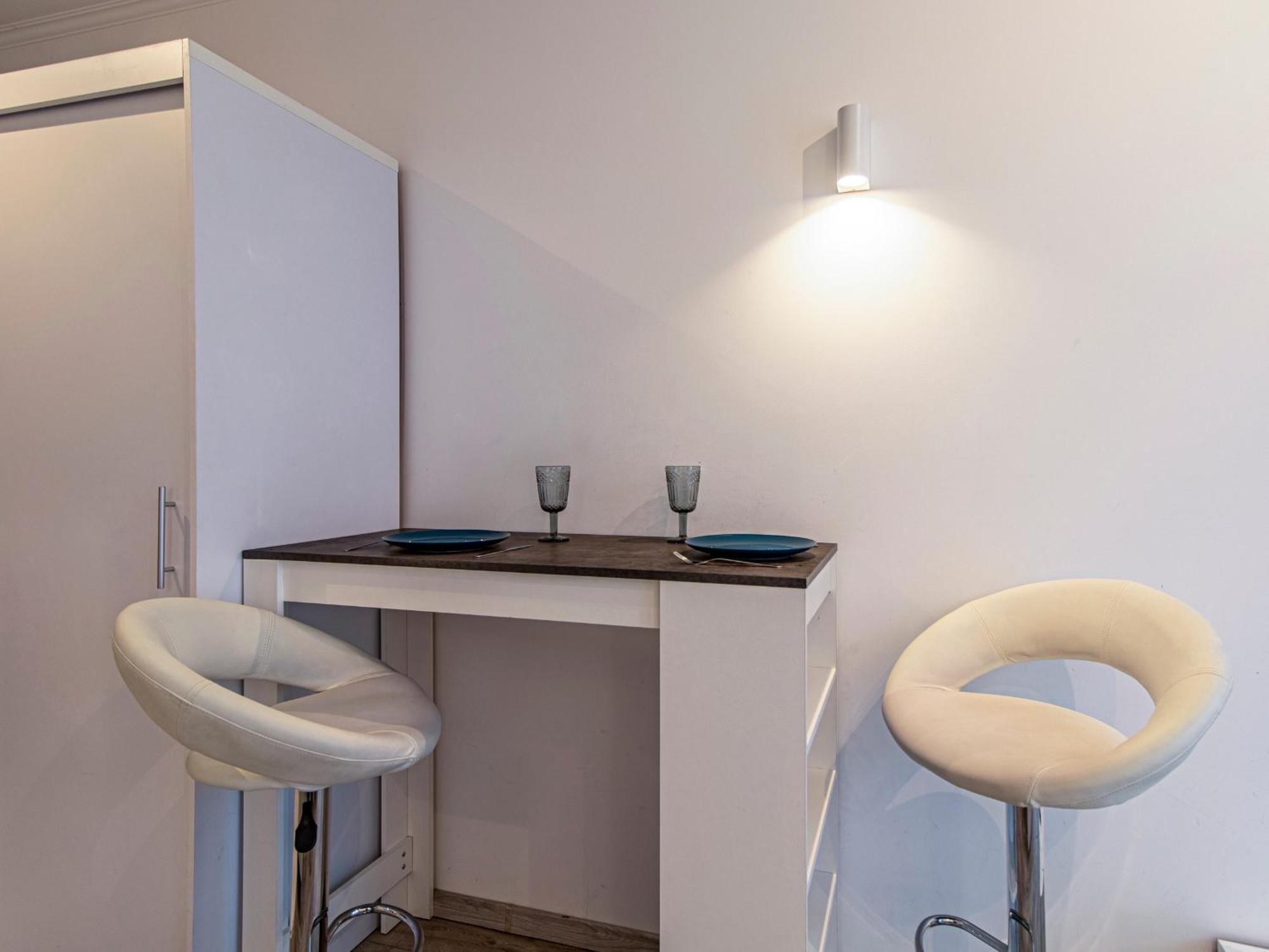 Apartment Inspired - Retreat